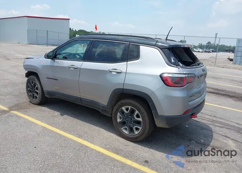 2019 Jeep Compass Trailhawk 4X4 из США, поврежденный, VIN 3C4NJDDB7KT667885